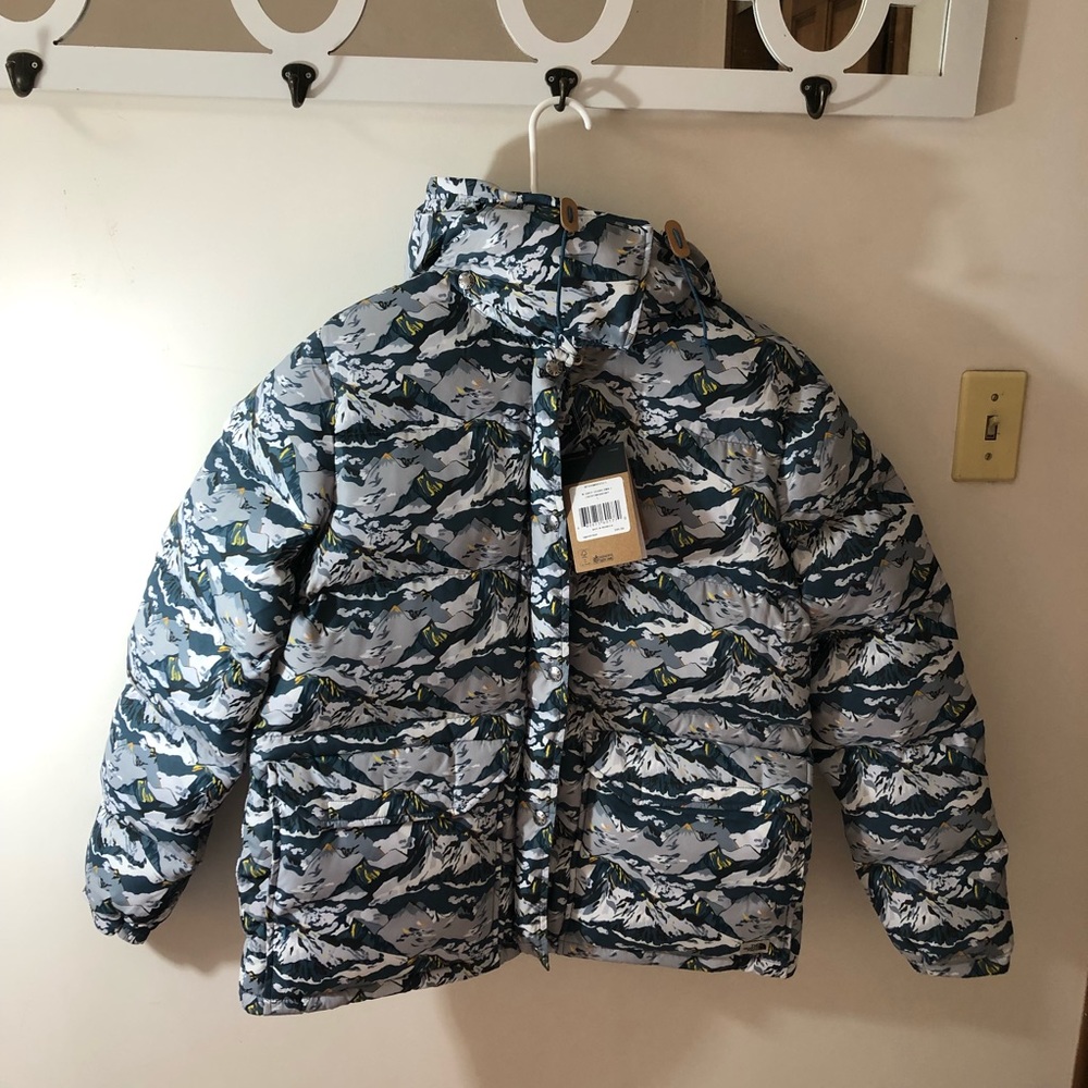 North face down puffer jacket